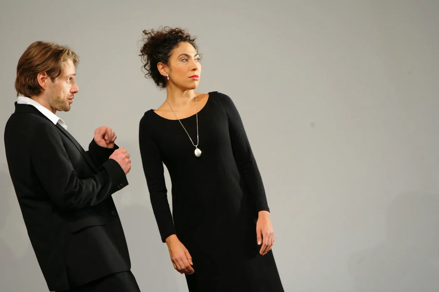 Image 1 On Stage_Cosi